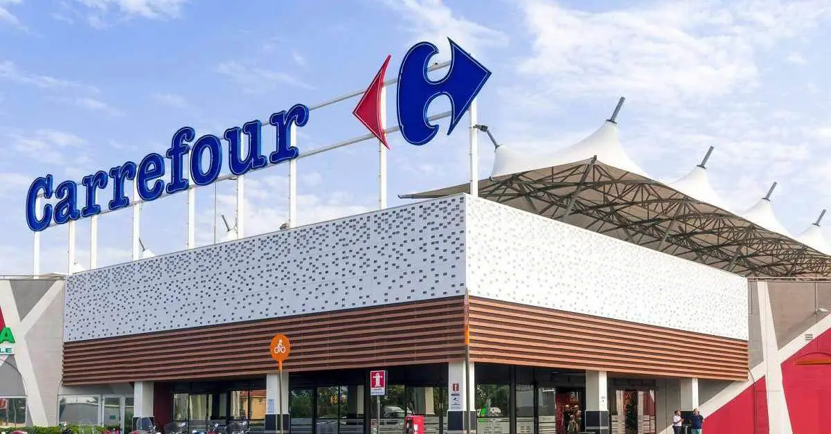 Carrefour vende cerca de 500 supermercados en Europa y redefine su presencia internacional